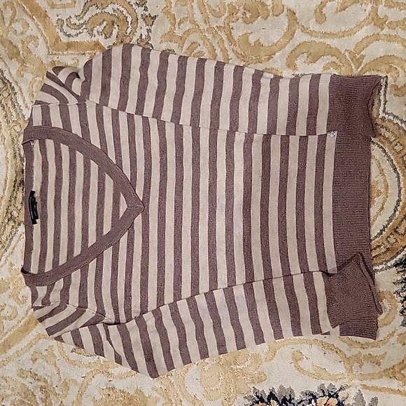 BCBG wool sweater - Picture 4 of 5